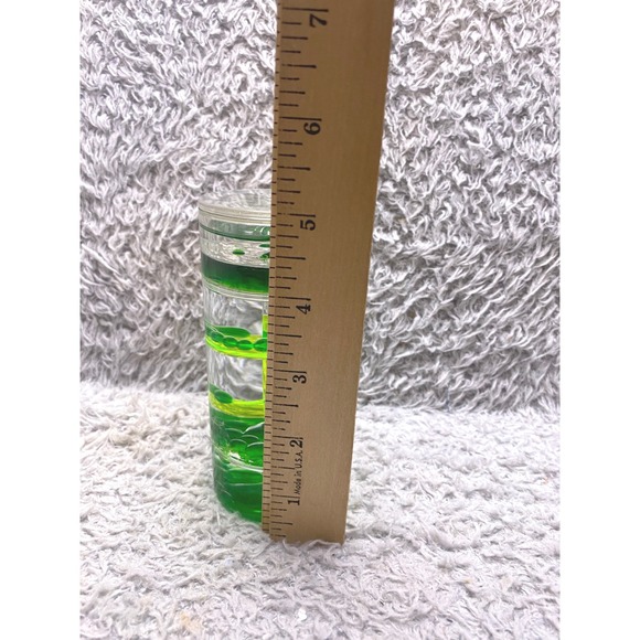 Green Liquid Motion‎ Bubbler Sensory Autism Fidget Toy Desk Decor - Picture 3 of 6